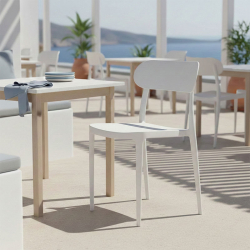 Καρέκλα Amvroan στοιβαζόμενη pakoworld με UV protection λευκό pp 51x49x79.5εκ