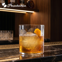 VIOLA WHISKEY 340ML H:8,65 D:8,1CM. SB3.OB18 P/960